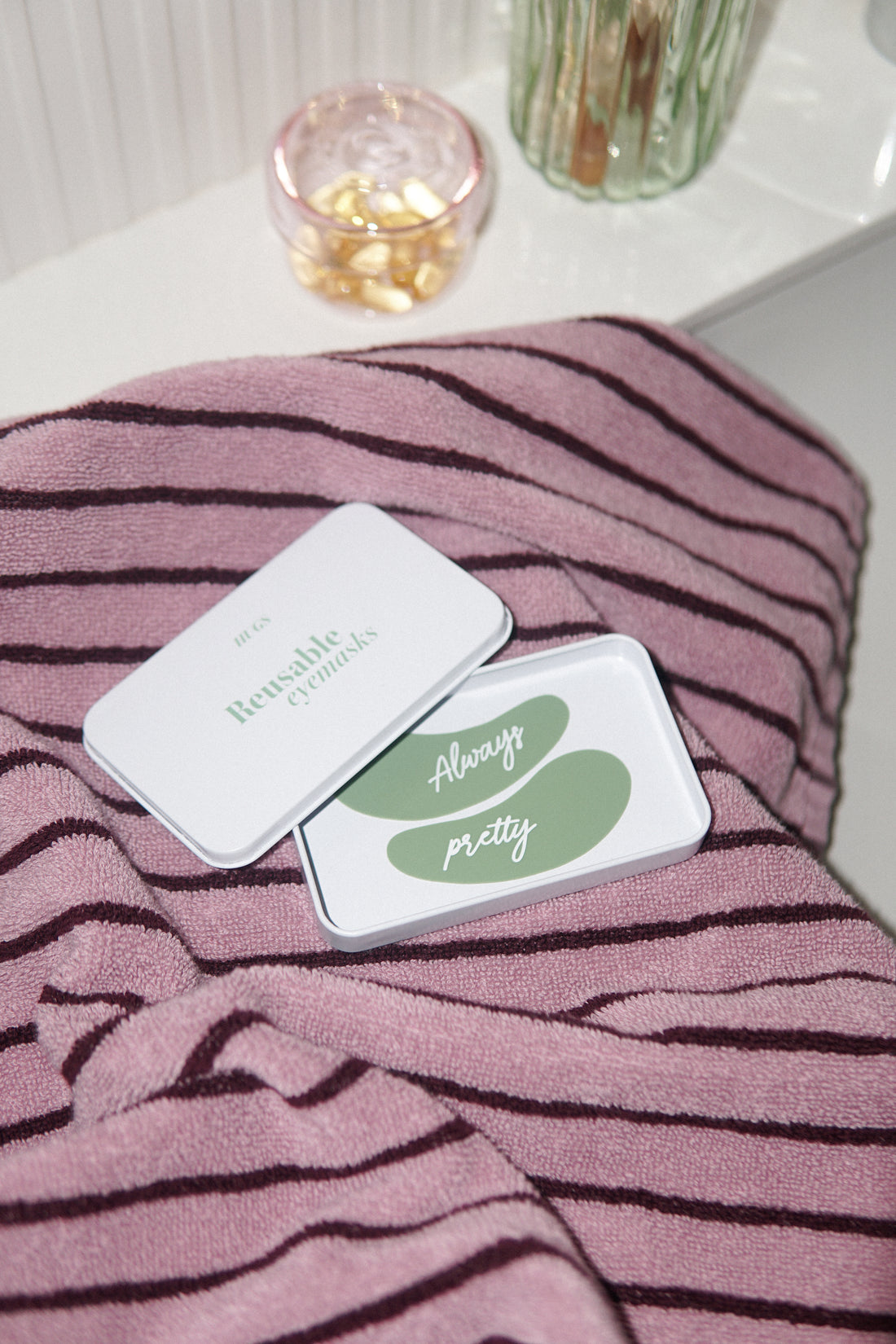 Hugs Reusable Eyemasks патчі