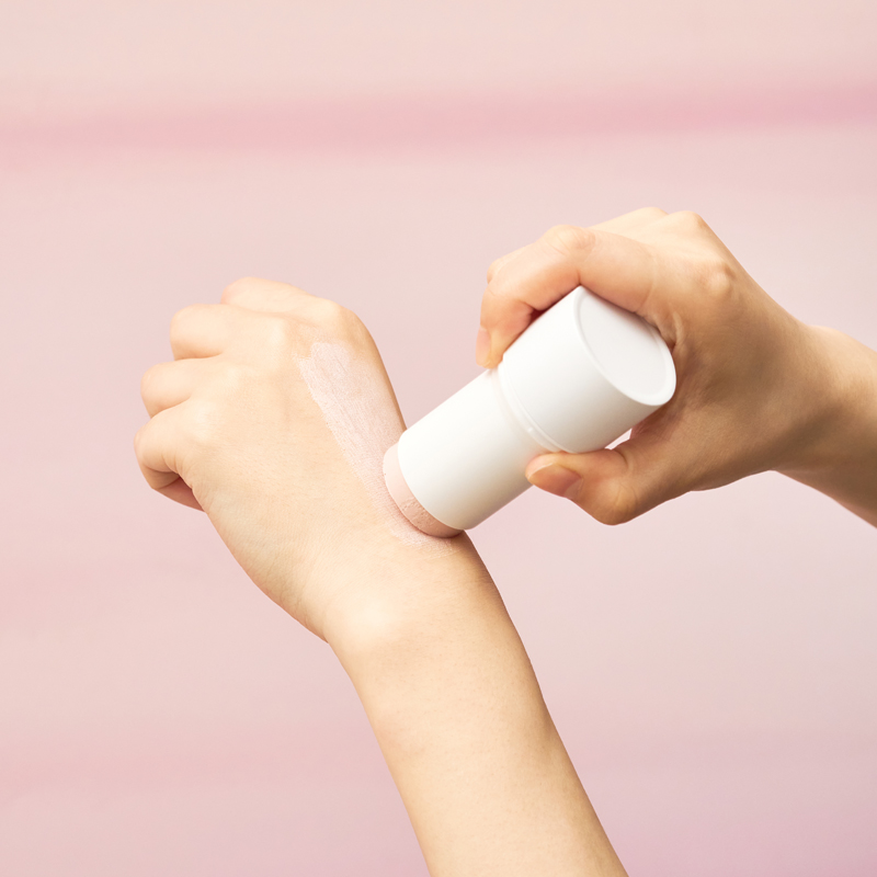 Маска-стік глиняна SKIN1004 Madagascar Centella 