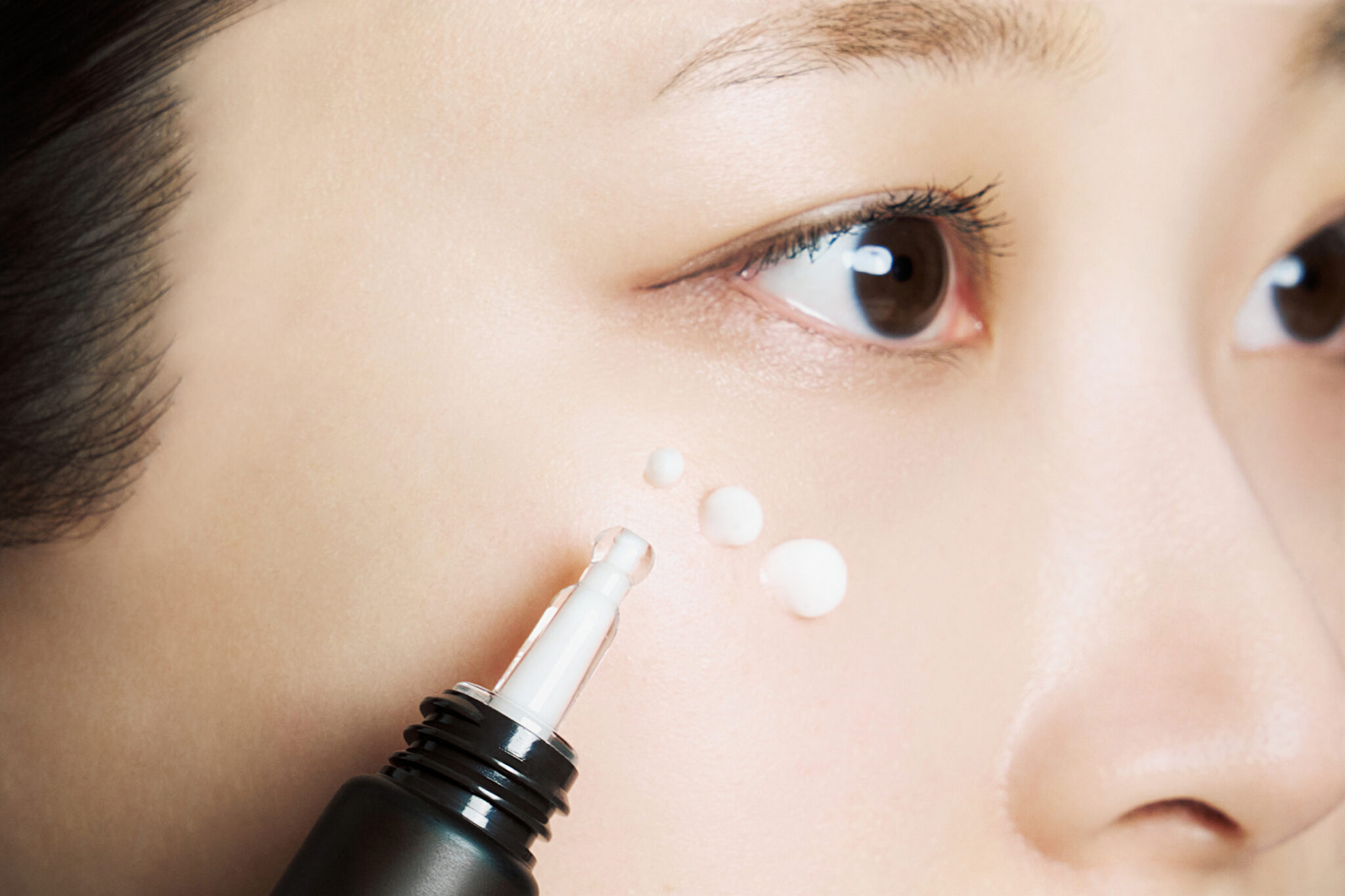 Крем для шкіри навколо очей антивіковий з бакучіолом 