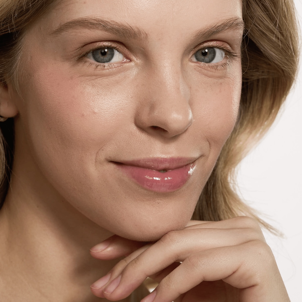 Lipper блиск для губ Kyiv Cake