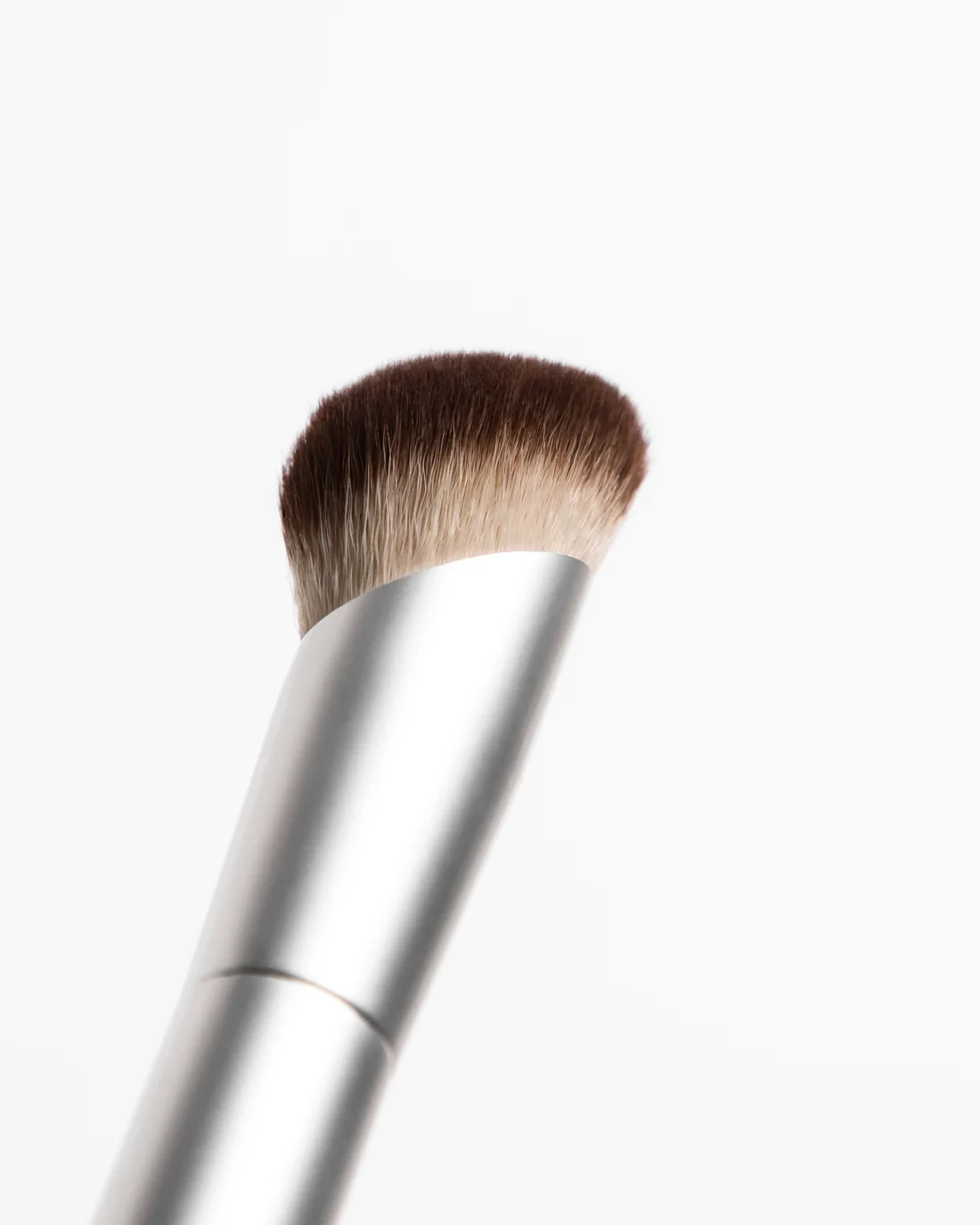 Пензлик для румʼян скошений  MAKEUP BRUSH blush&contouring