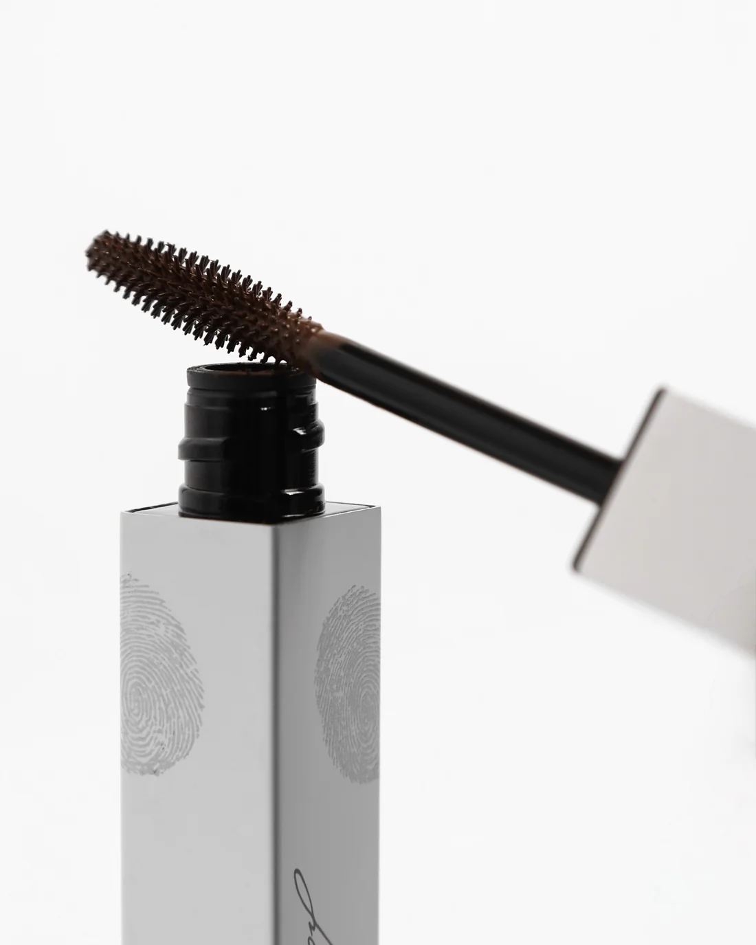 Туш TERMO MASCARA with peptides